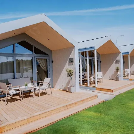 Morska Olivka Апартаменты *